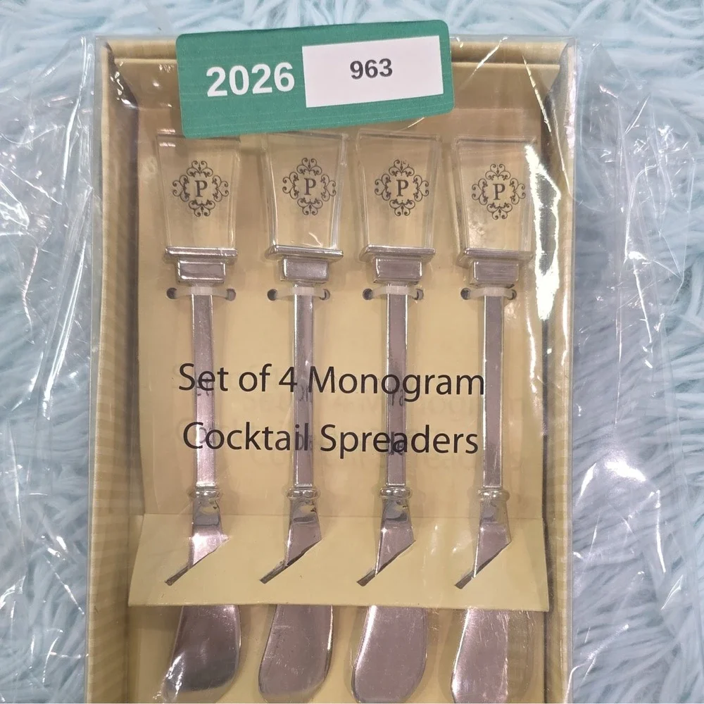 Cypress Home Monogram 4 Pc Spreader Set Clear Acrylic Handle Stainless Steel